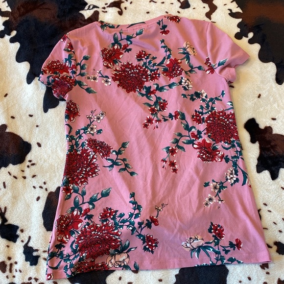 2/$10 Candies Floral Blouse - Picture 3 of 3
